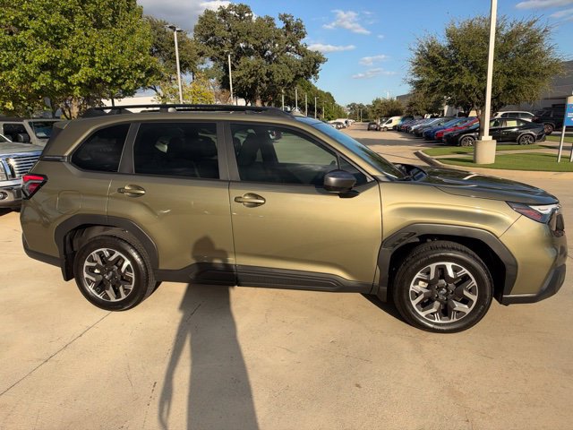Used 2026 Subaru Forester Premium w/ Base/Premium Package AWD/4WD image 2