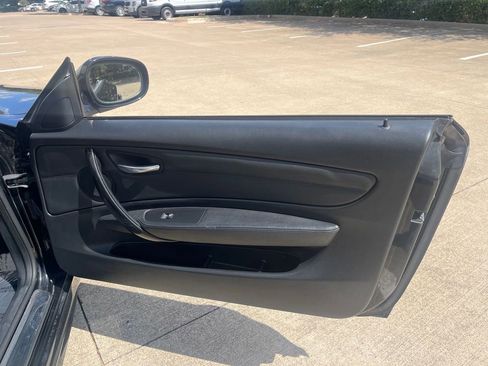 Used 2010 BMW 135i Convertible w/ Premium Pkg image 18