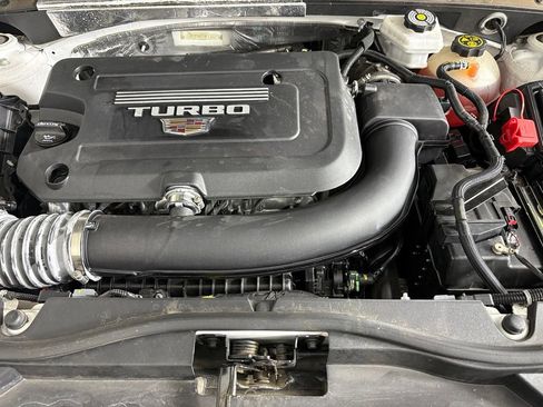 Used 2022 Cadillac XT4 Sport AWD/4WD image 39
