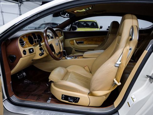 Used 2009 Bentley Continental GT AWD/4WD image 4