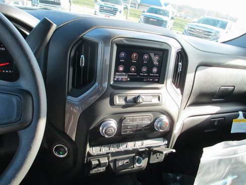 New 2026 GMC Sierra 1500 Pro w/ Graphite Edition AWD/4WD image 18