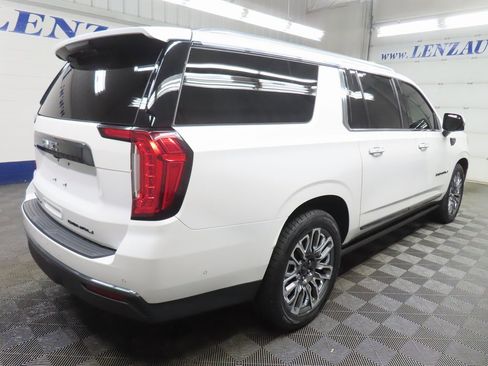 Used 2024 GMC Yukon XL Denali Ultimate image 4
