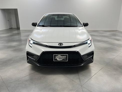 Used 2024 Toyota Corolla Sedan w/ SE Convenience Package FWD image 3