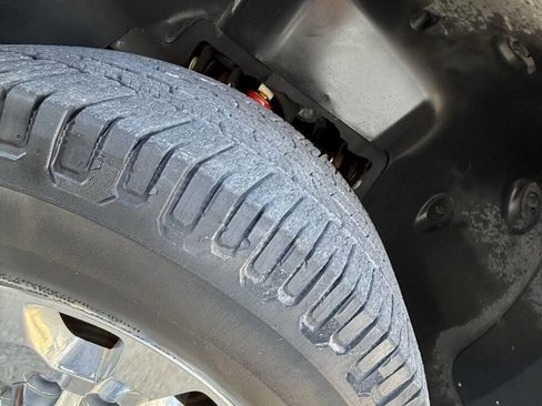 Used 2013 GMC Sierra 2500 SLE w/ SLE Preferred Package image 19