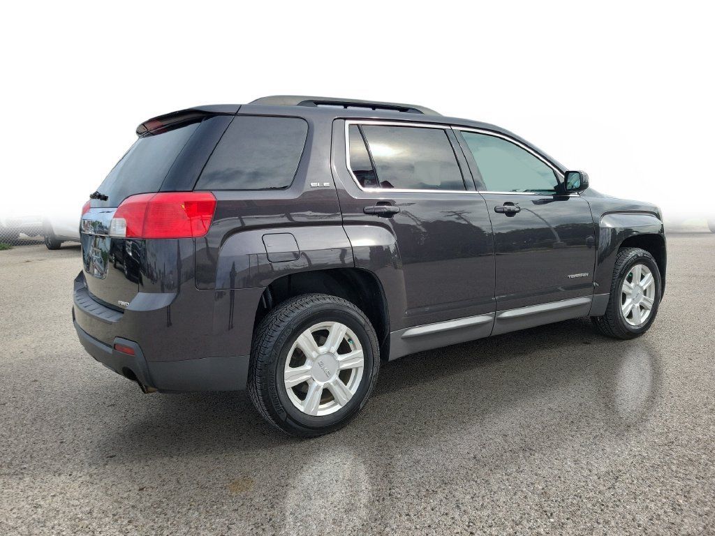 Used 2015 GMC Terrain SLE w/ Convenience Package AWD/4WD image 4