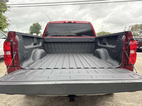 Used 2018 Chevrolet Silverado 1500 LT w/ All Star Edition AWD/4WD image 9