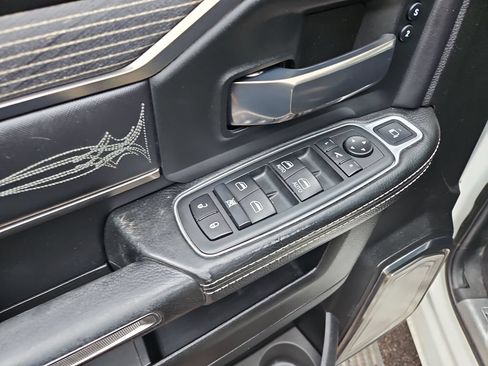 Used 2019 RAM 2500 Limited AWD/4WD image 12