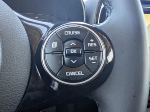 Used 2021 Kia Soul EX image 31