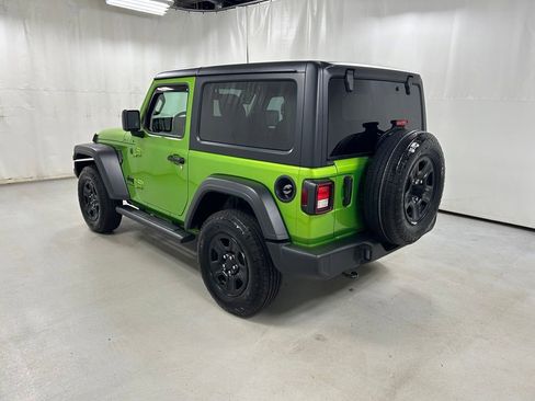 Used 2025 Jeep Wrangler Sport AWD/4WD image 7