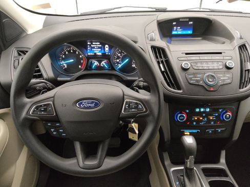 Used 2017 Ford Escape SE w/ SE Cold Weather Package FWD image 22