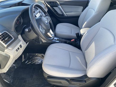 Used 2018 Subaru Forester 2.5i w/ Alloy Wheel Package image 17