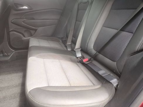 Used 2024 Chevrolet Trax LT FWD image 13