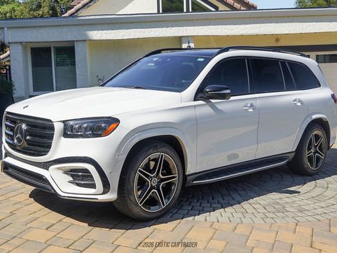 Used 2024 Mercedes-Benz GLS 450 4MATIC image 14