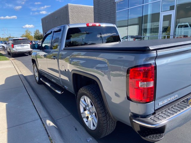 Used 2015 GMC Sierra 1500 SLE w/ SLE Value Package AWD/4WD image 5