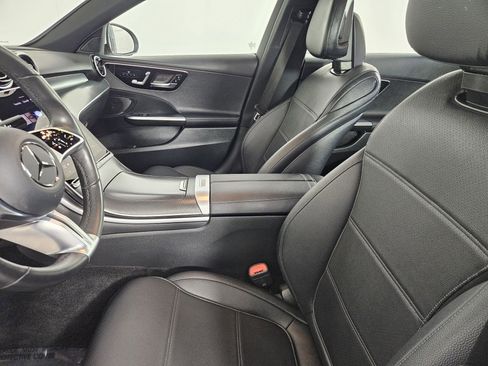 Used 2025 Mercedes-Benz C 300 Sedan image 16