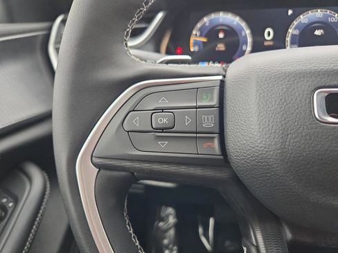 New 2025 Jeep Grand Cherokee Altitude RWD image 23