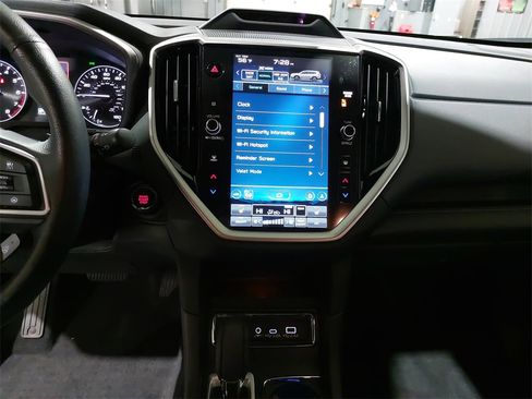 Used 2023 Subaru Ascent Limited image 21