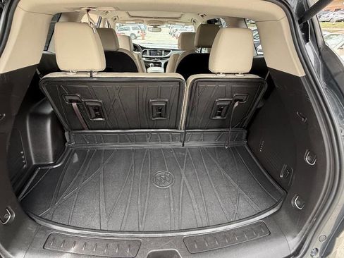 Used 2019 Buick Enclave Essence FWD image 54