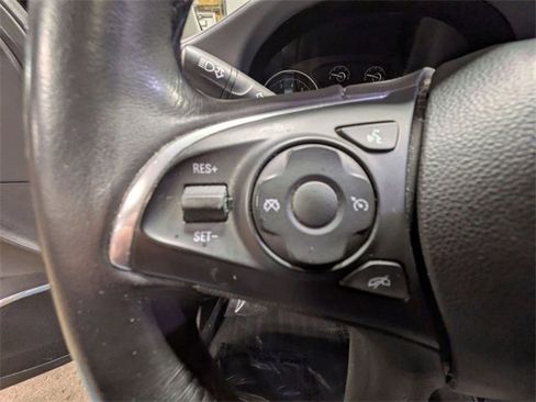 Certified 2019 Buick Enclave Essence image 18