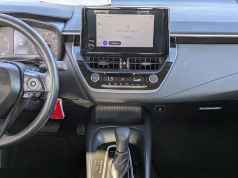 Used 2025 Toyota Corolla LE image 16