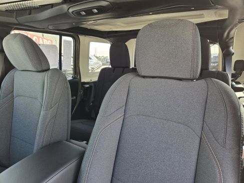 New 2026 Jeep Wrangler Unlimited Sport image 25