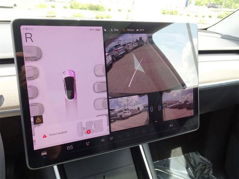 Used 2021 Tesla Model Y Long Range image 18