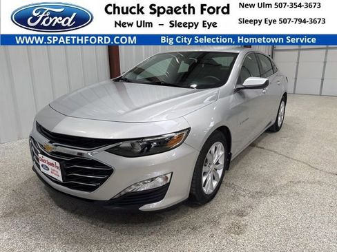 Used 2019 Chevrolet Malibu LT w/ Driver Confidence Package II image 1