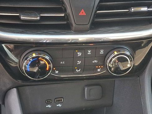 Used 2026 Buick Encore GX Sport Touring w/ Advanced Technology Package image 15