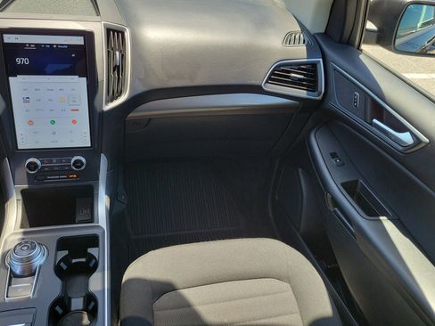 Certified 2024 Ford Edge SE AWD/4WD image 16