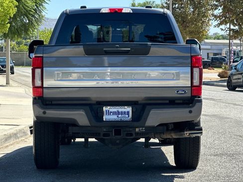 Used 2022 Ford F350 Platinum AWD/4WD image 5