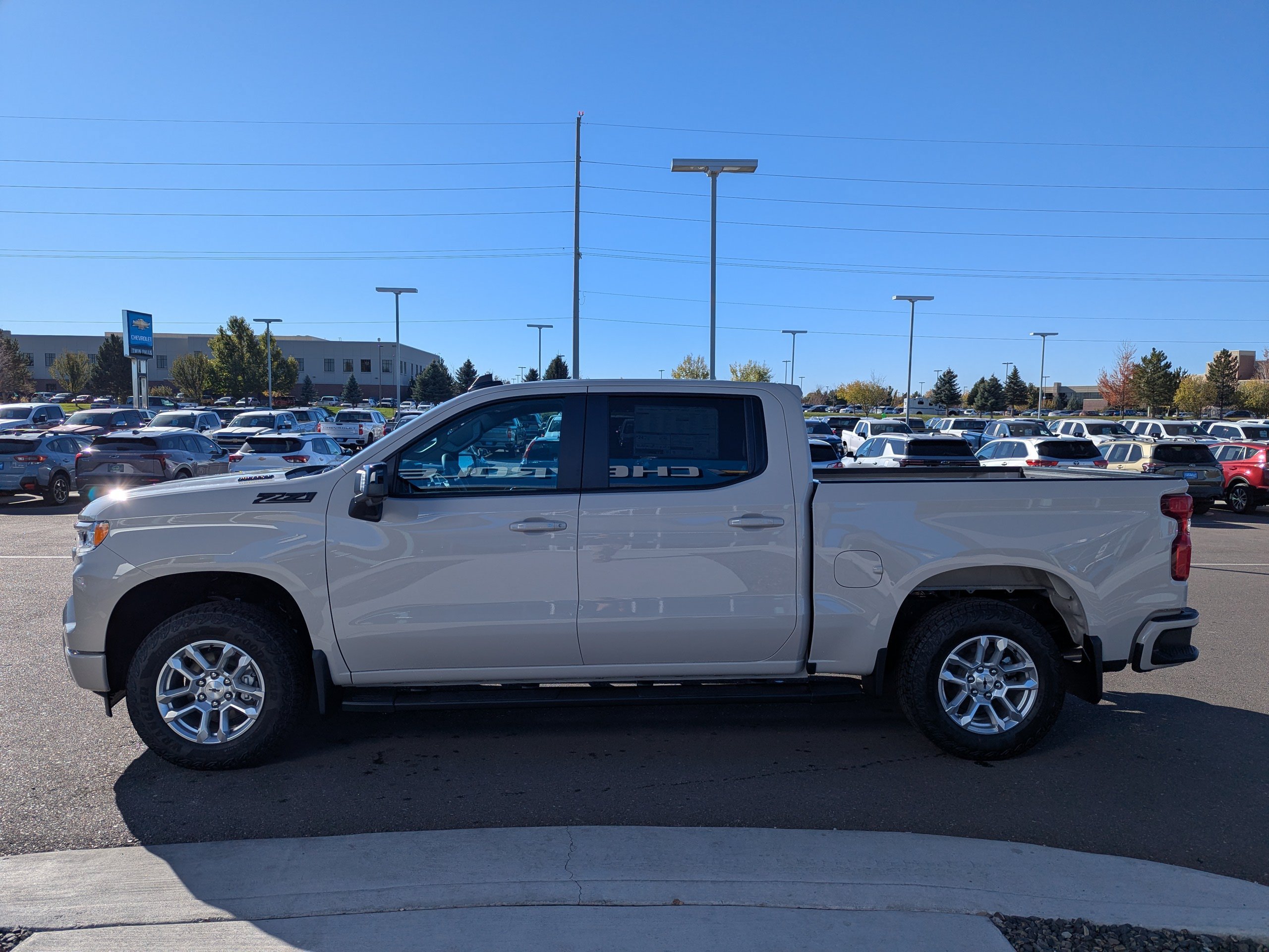 New 2026 Chevrolet Silverado 1500 RST w/ Safety Package AWD/4WD image 7