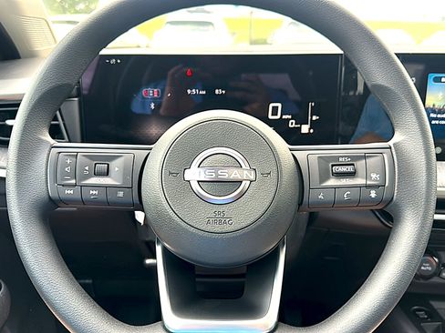 New 2026 Nissan Kicks SV w/ SV Premium Package FWD image 18