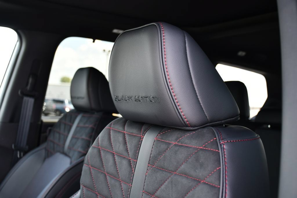New 2026 Honda Pilot Black Edition image 16