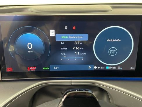 New 2026 Hyundai Ioniq 9 SEL AWD/4WD image 3