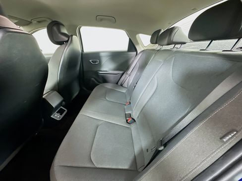 Used 2025 Kia K4 FWD image 26