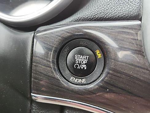 Used 2015 Jeep Grand Cherokee High Altitude AWD/4WD image 23