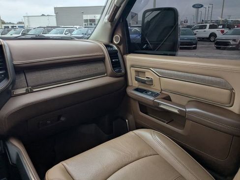 Used 2024 RAM 2500 Limited w/ Towing Technology Group image 16
