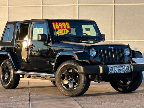 Used 2011 Jeep Wrangler Unlimited Sahara w/ Dual Top Group image 2