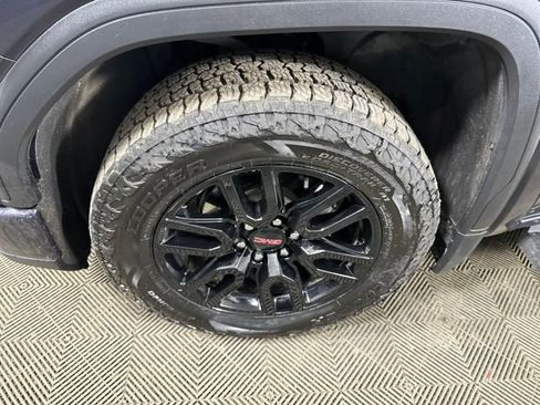 Used 2022 GMC Sierra 1500 Elevation image 10