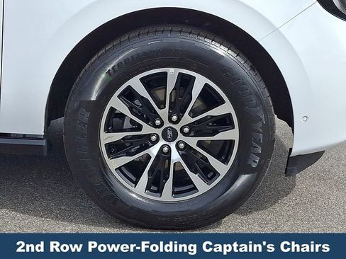 Used 2025 Ford Expedition Max Platinum AWD/4WD image 10