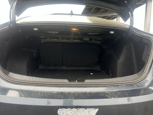 Used 2020 Chevrolet Malibu LS FWD image 9