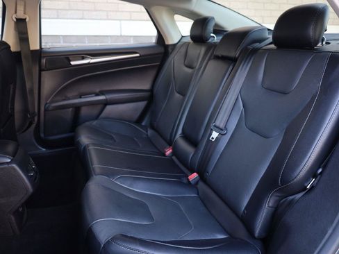 Used 2020 Ford Fusion Titanium FWD image 19