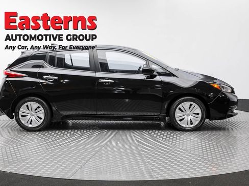 Used 2023 Nissan Leaf S image 4