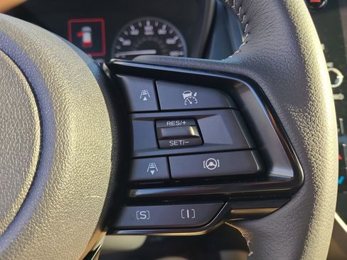 Used 2025 Subaru Forester Premium image 25