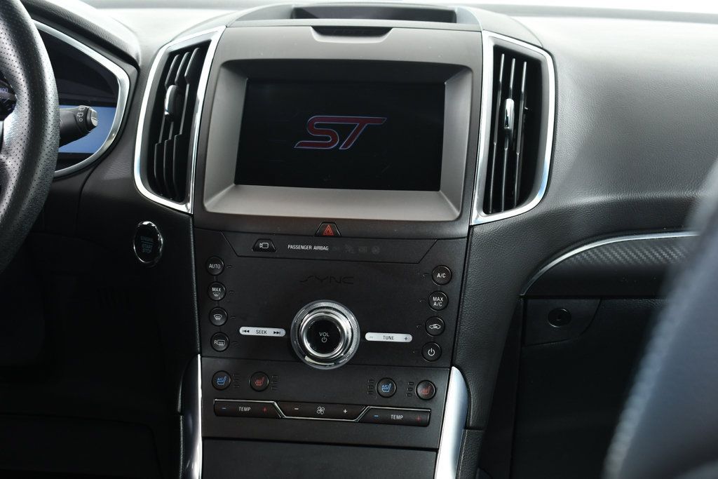 Used 2020 Ford Edge ST w/ Equipment Group 401A AWD/4WD image 9