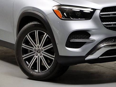 New 2025 Mercedes-Benz GLE 450 4MATIC image 3