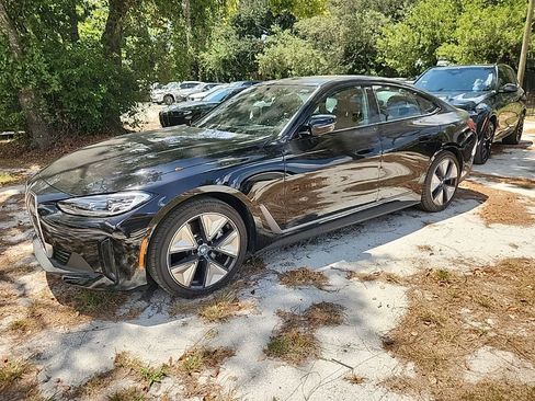 Used 2023 BMW i4 eDrive35 w/ Premium Package RWD image 1