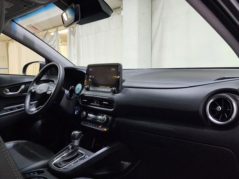 Used 2022 Hyundai Kona Limited image 21