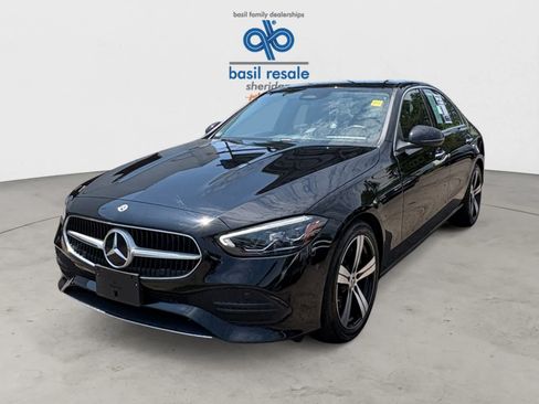 Used 2025 Mercedes-Benz C 300 4MATIC Sedan image 2