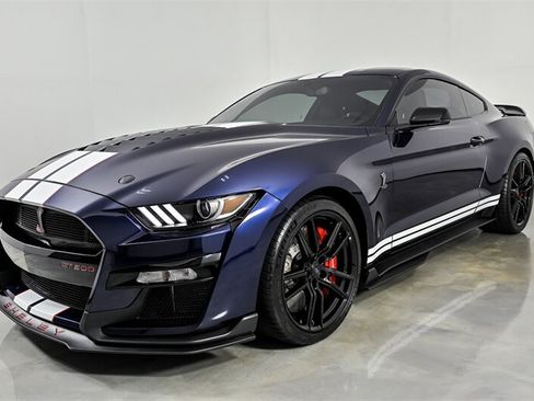 Used 2020 Ford Mustang Shelby GT500 w/ Technology Package RWD image 5